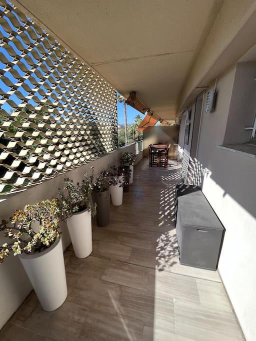 Appartement Avec Terrasse, Vue Jardin Et Piscine Antibes Bagian luar foto